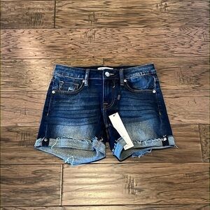 Vigoss Marley Mid Short NWT Size 24